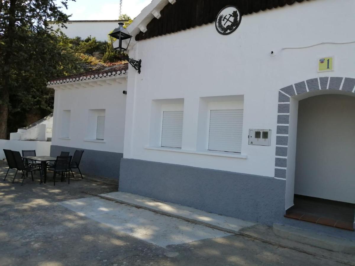 Casa Rural Casa Forestal 耶斯特 外观 照片